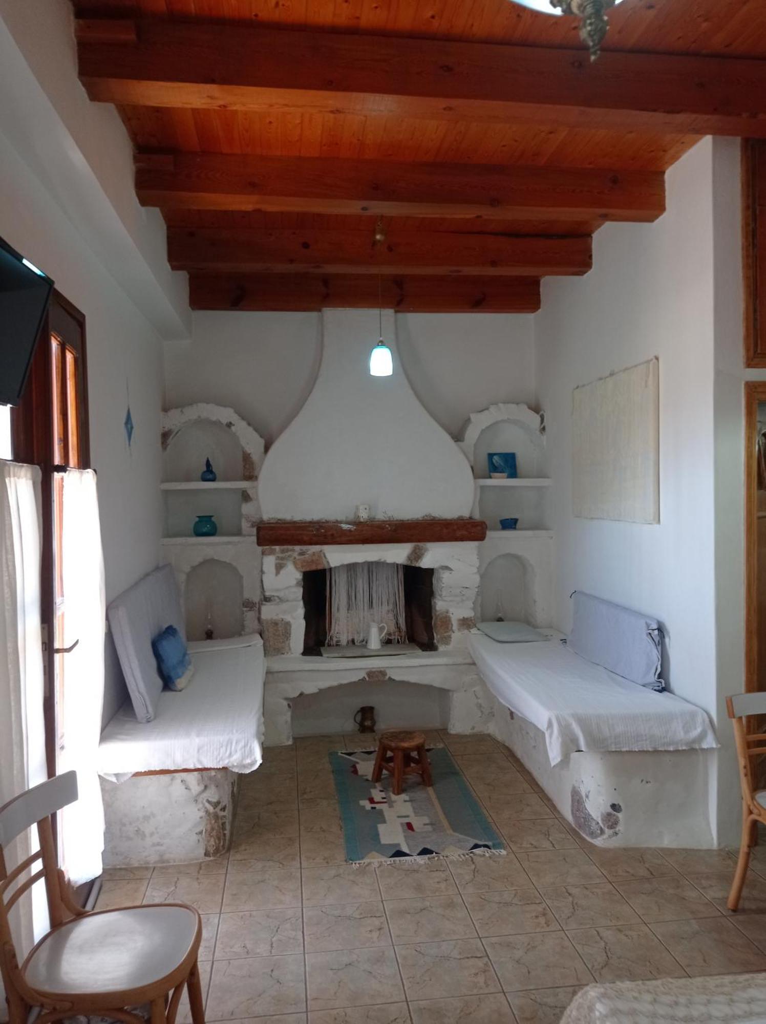 Harmonic Place Loutraki חדר תמונה